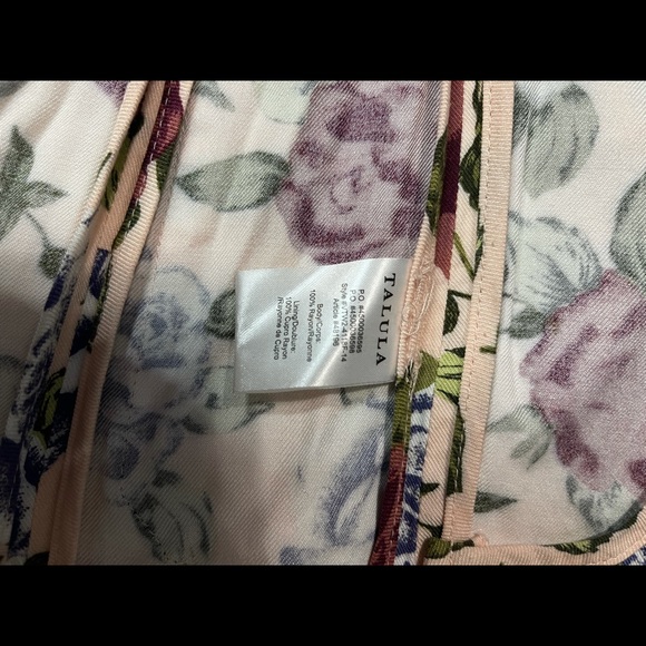 Aritzia Talula brand floral blazer - Picture 3 of 7